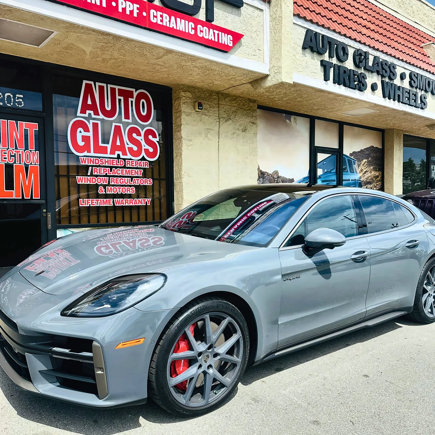 Vehicle outside the Superior Ontario storefront